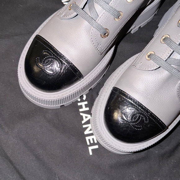 Chanel combat boots - Picture 2 of 9